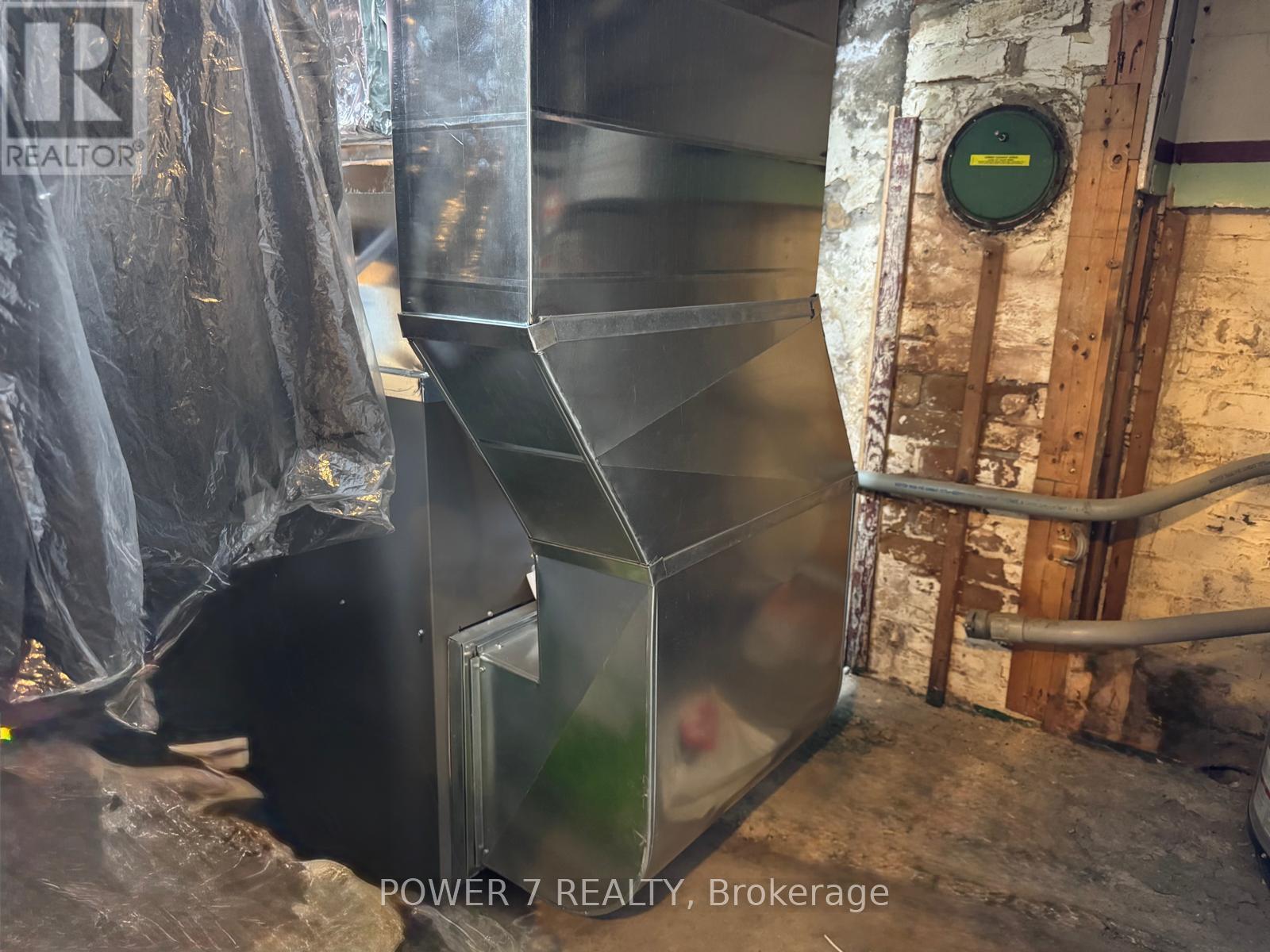 810 OSSINGTON AVENUE - 22