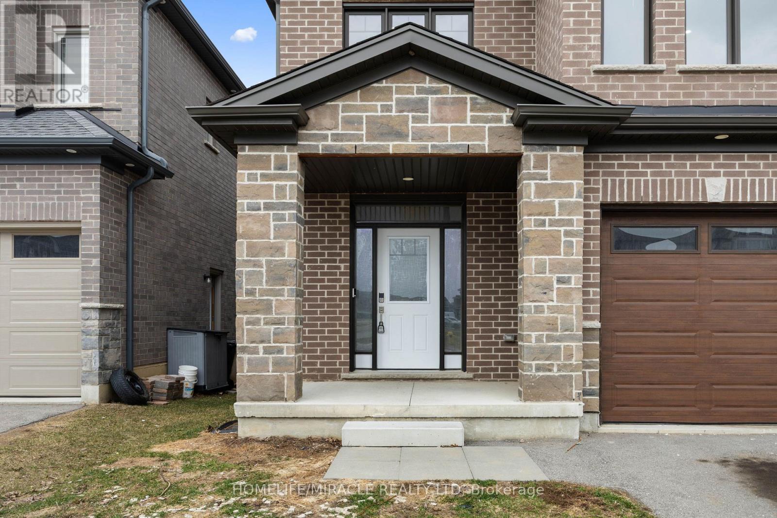 196 FREURE DRIVE - 5