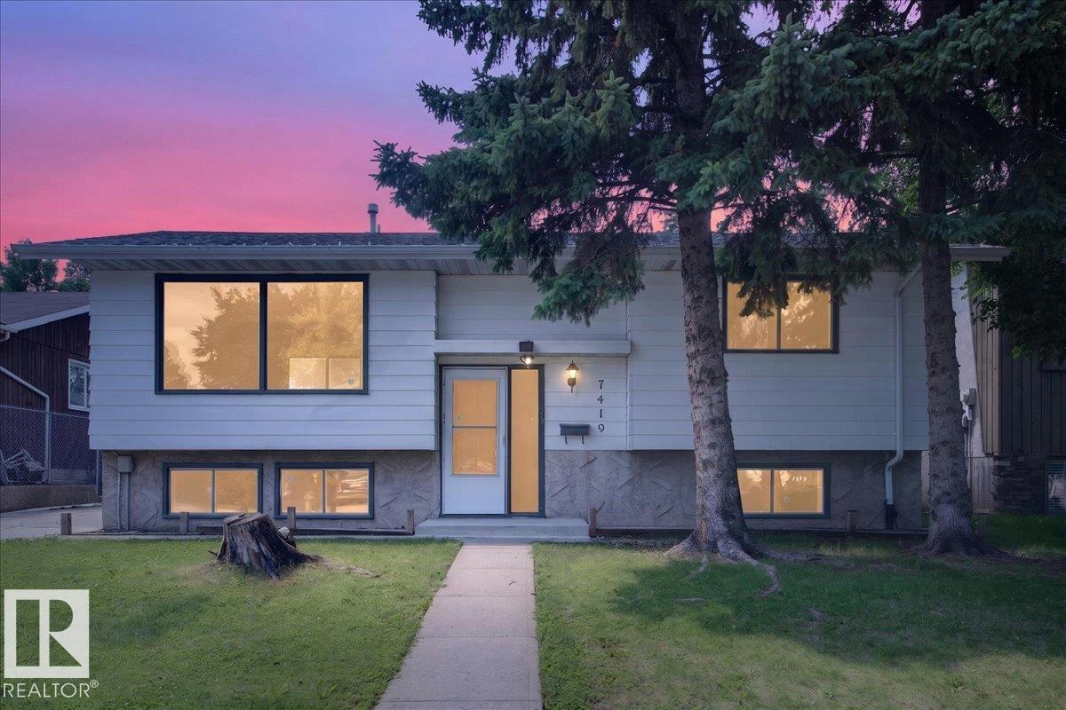 7419 15 AV NW - 2