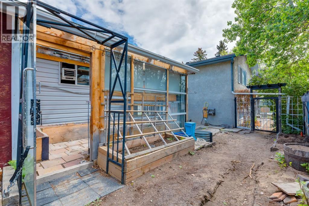 3 Berwick Close NW - 19