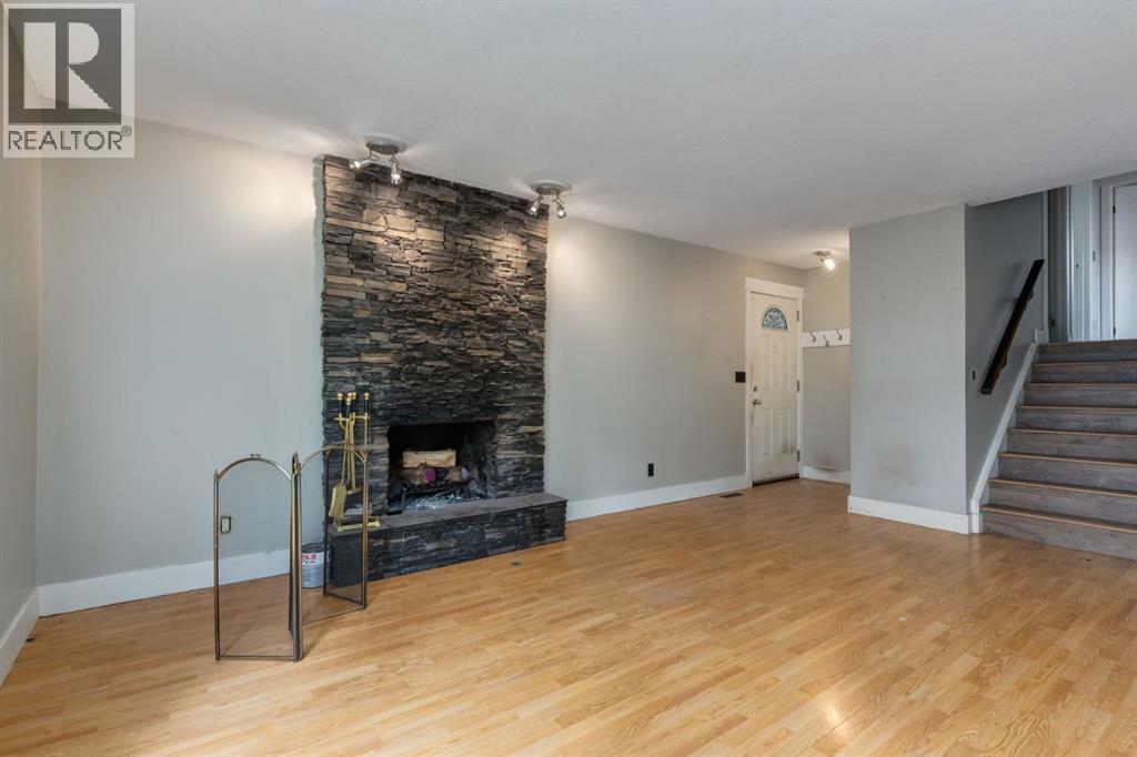 3 Berwick Close NW - 3