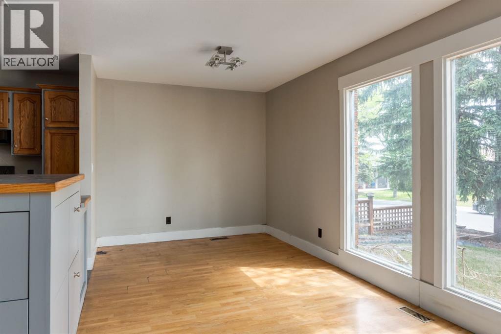 3 Berwick Close NW - 6