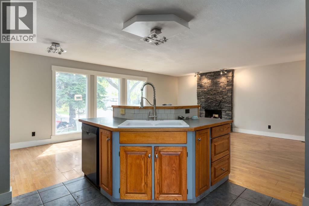 3 Berwick Close NW - 9