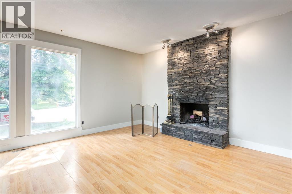 3 Berwick Close NW - 2