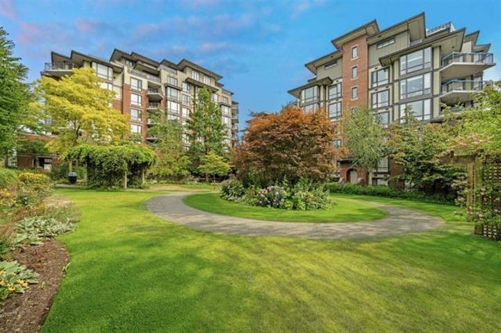 PH801 1551 FOSTER STREET, White Rock