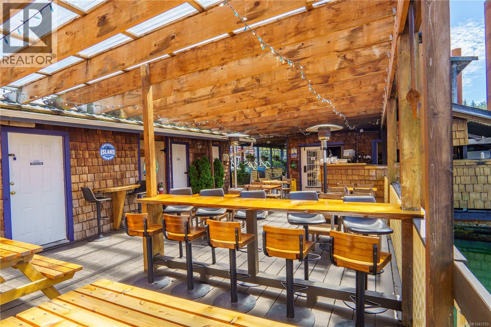 200 Hemlock St, Ucluelet