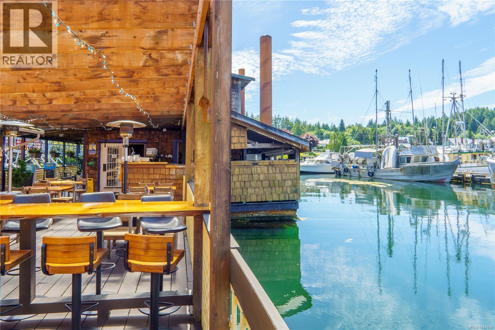 200 Hemlock St, Ucluelet