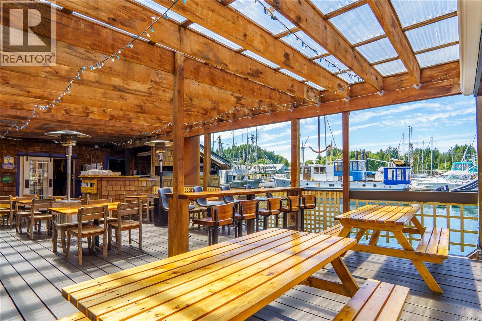 200 Hemlock St, Ucluelet