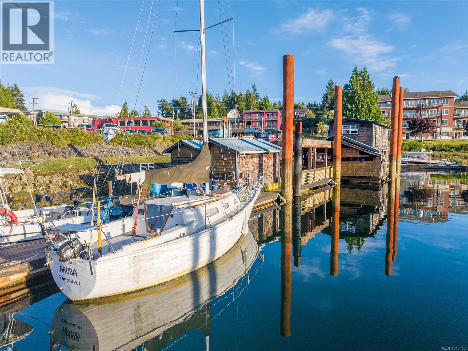 200 Hemlock St, Ucluelet