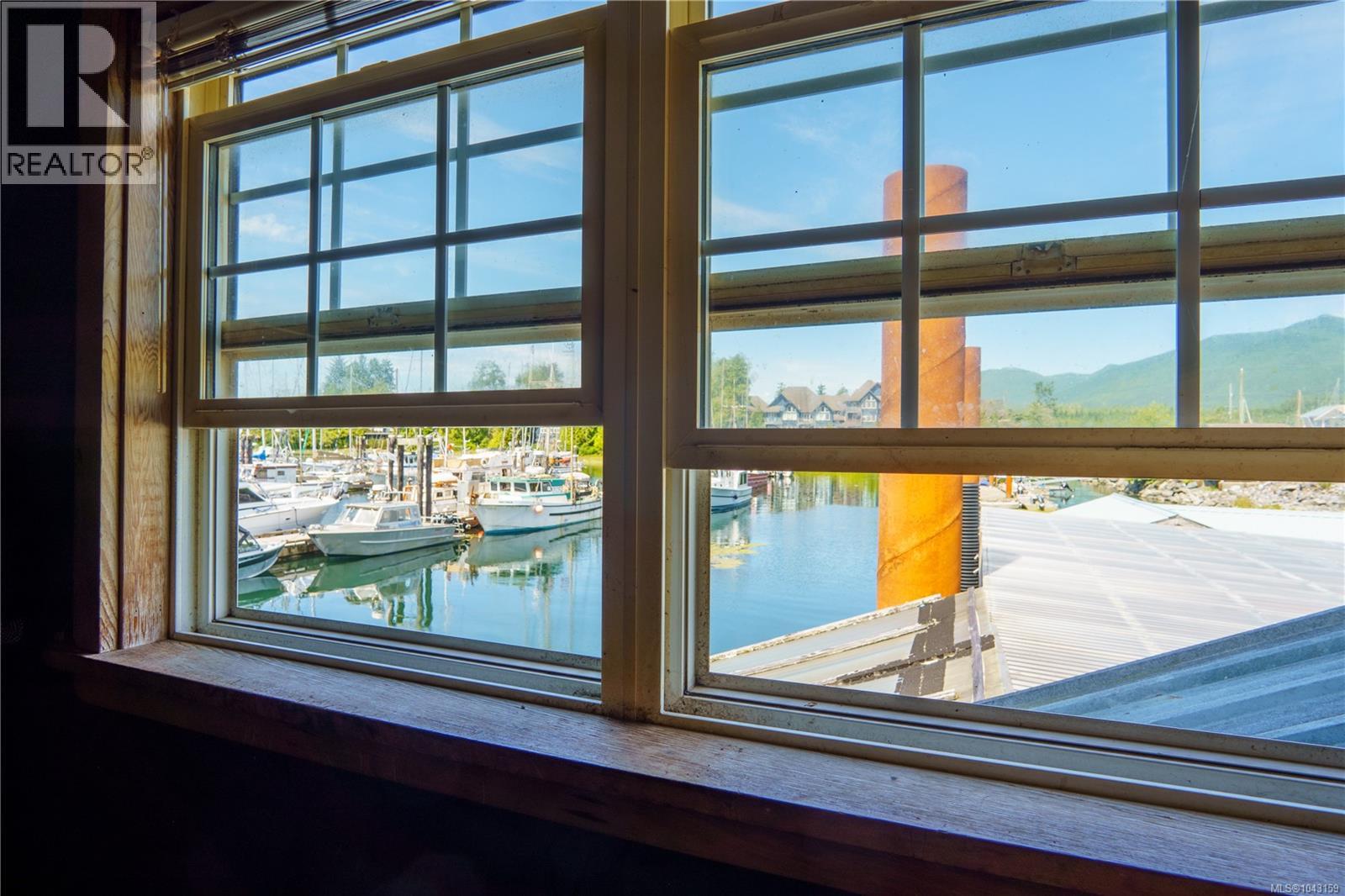 200 Hemlock St, Ucluelet