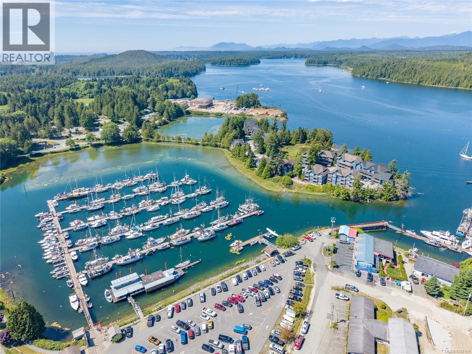 200 Hemlock St, Ucluelet