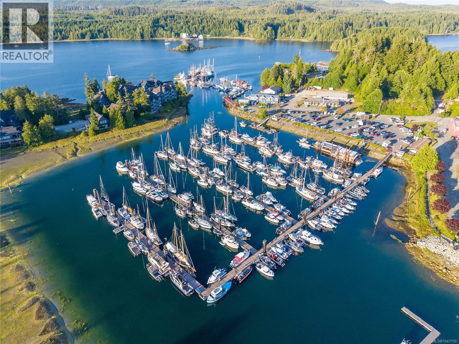 200 Hemlock St, Ucluelet