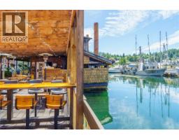200 Hemlock St, Ucluelet, BC V0R3A0 Photo 14