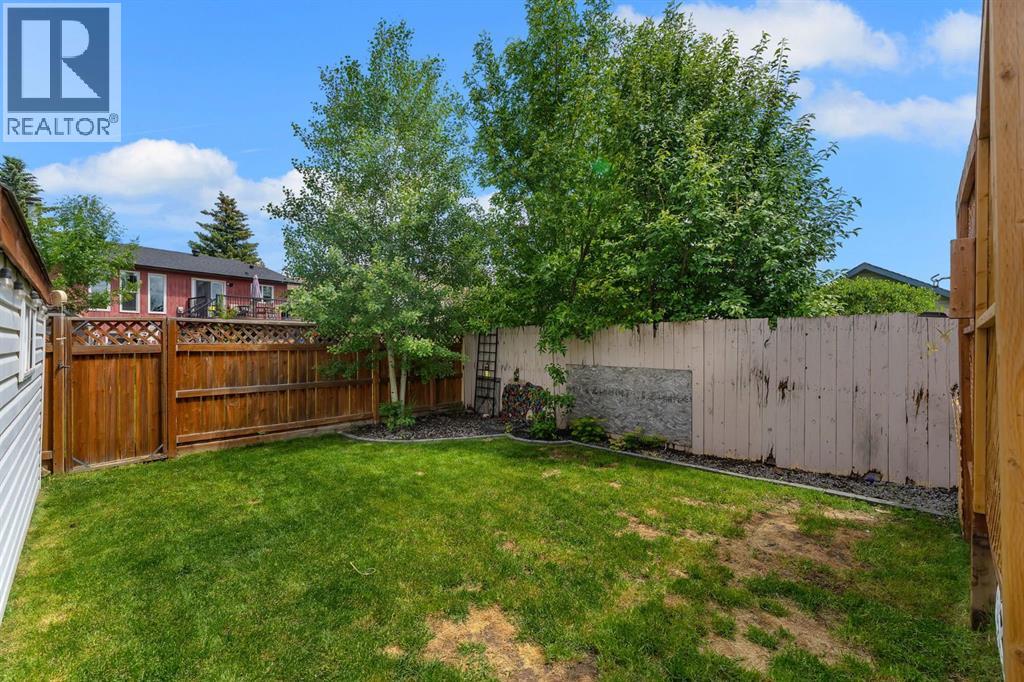 74 Eldorado Road SE - 32