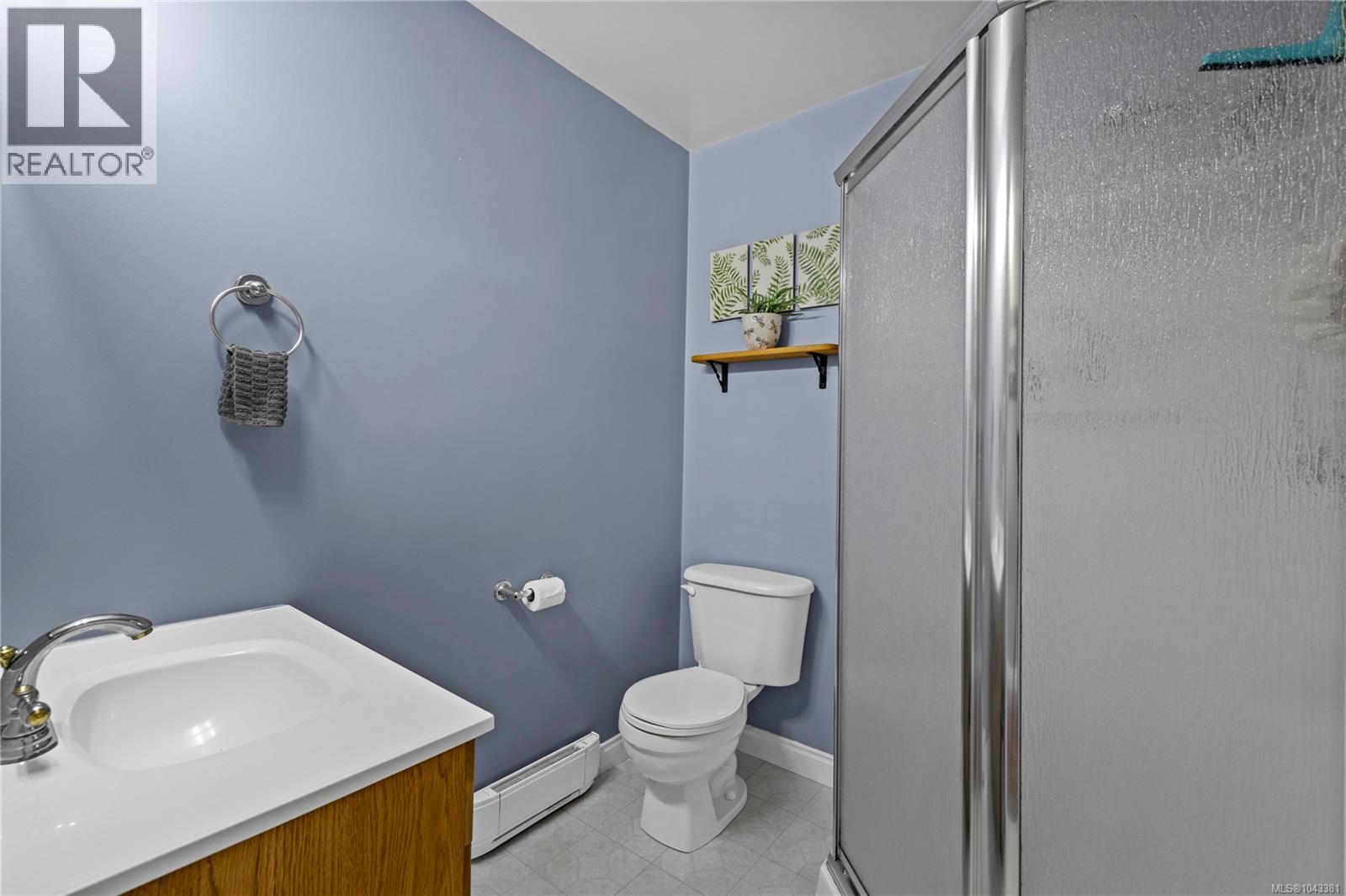 1007 Centre Cres, Qualicum Beach
