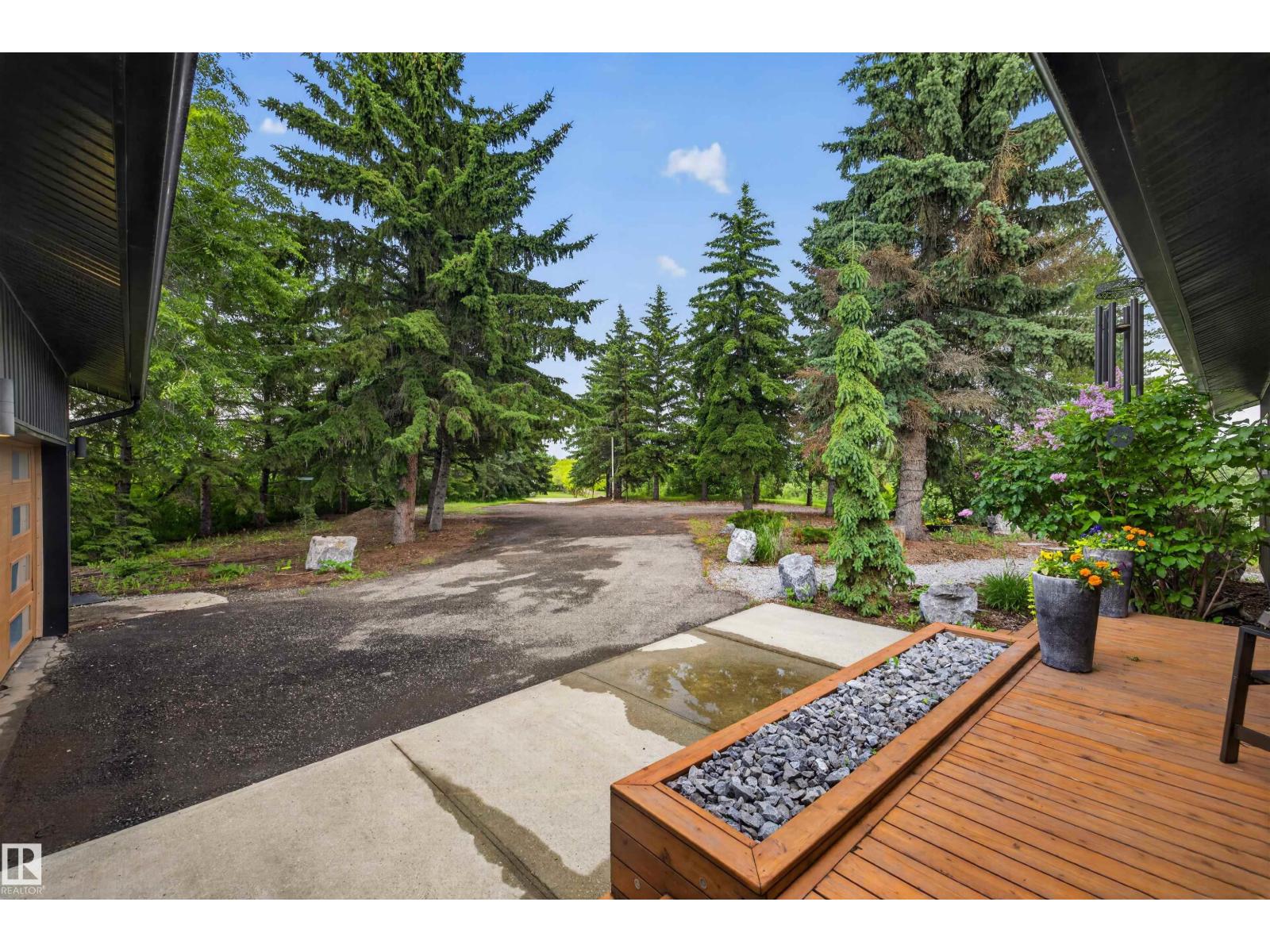 182 52063 RGE ROAD 225