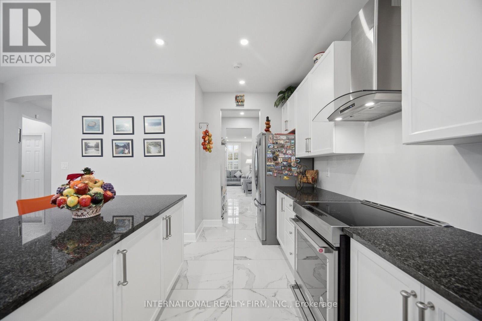 84 FRED YOUNG DRIVE - 11