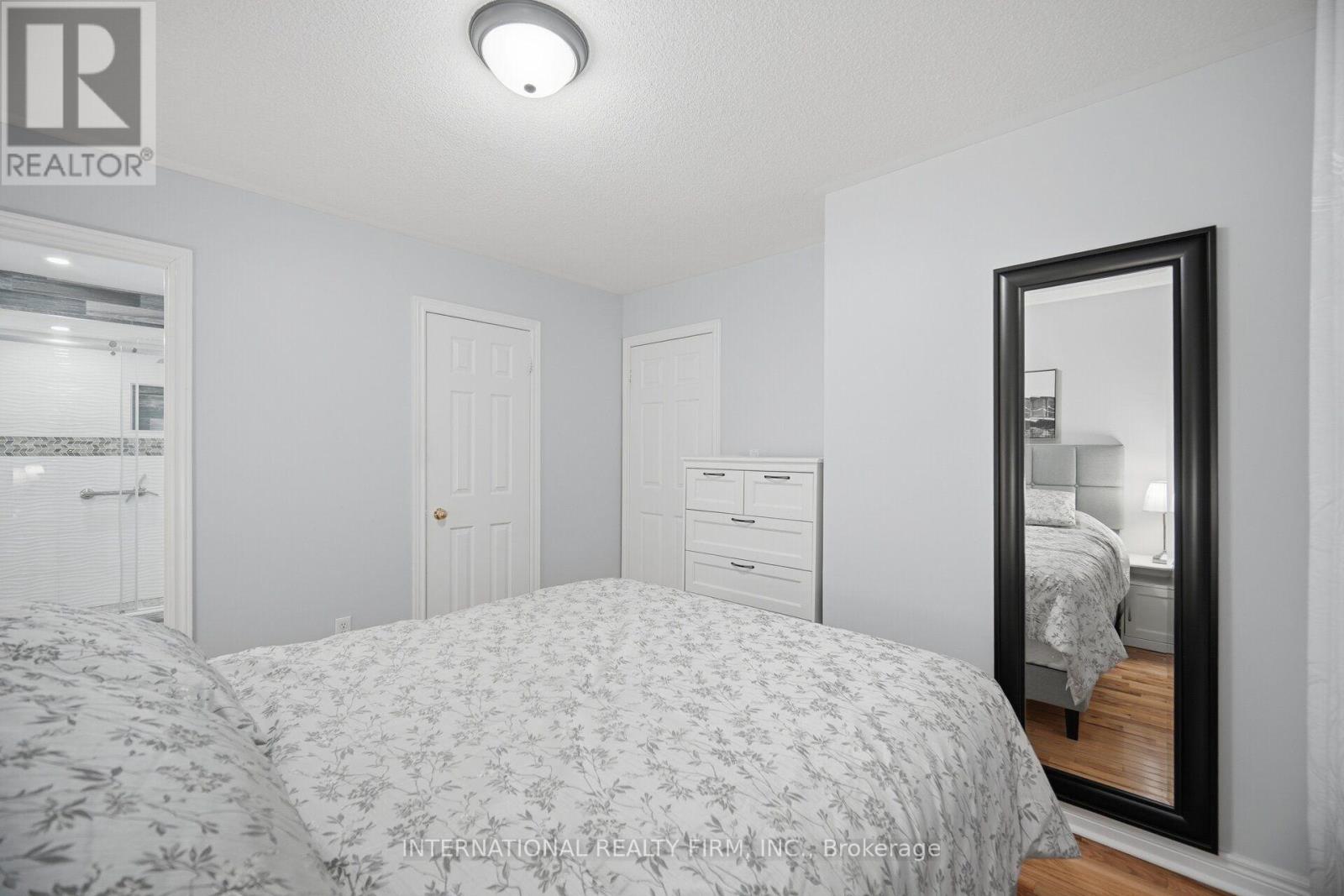 84 FRED YOUNG DRIVE - 23