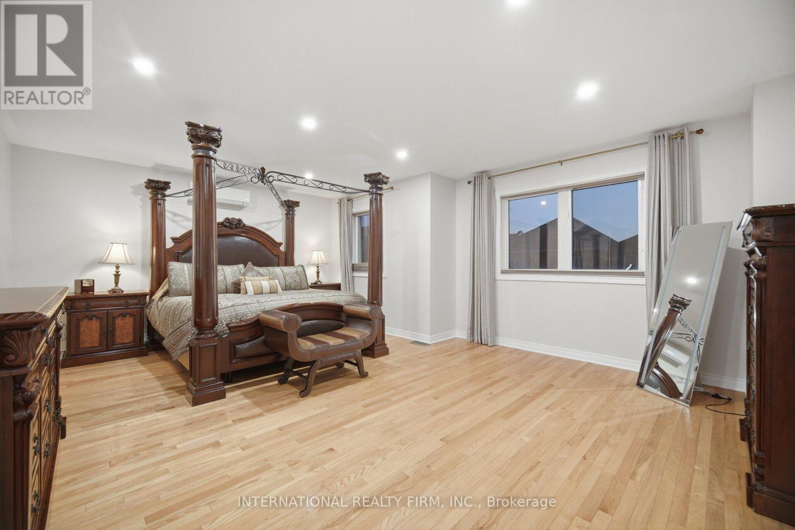 84 FRED YOUNG DRIVE - 16