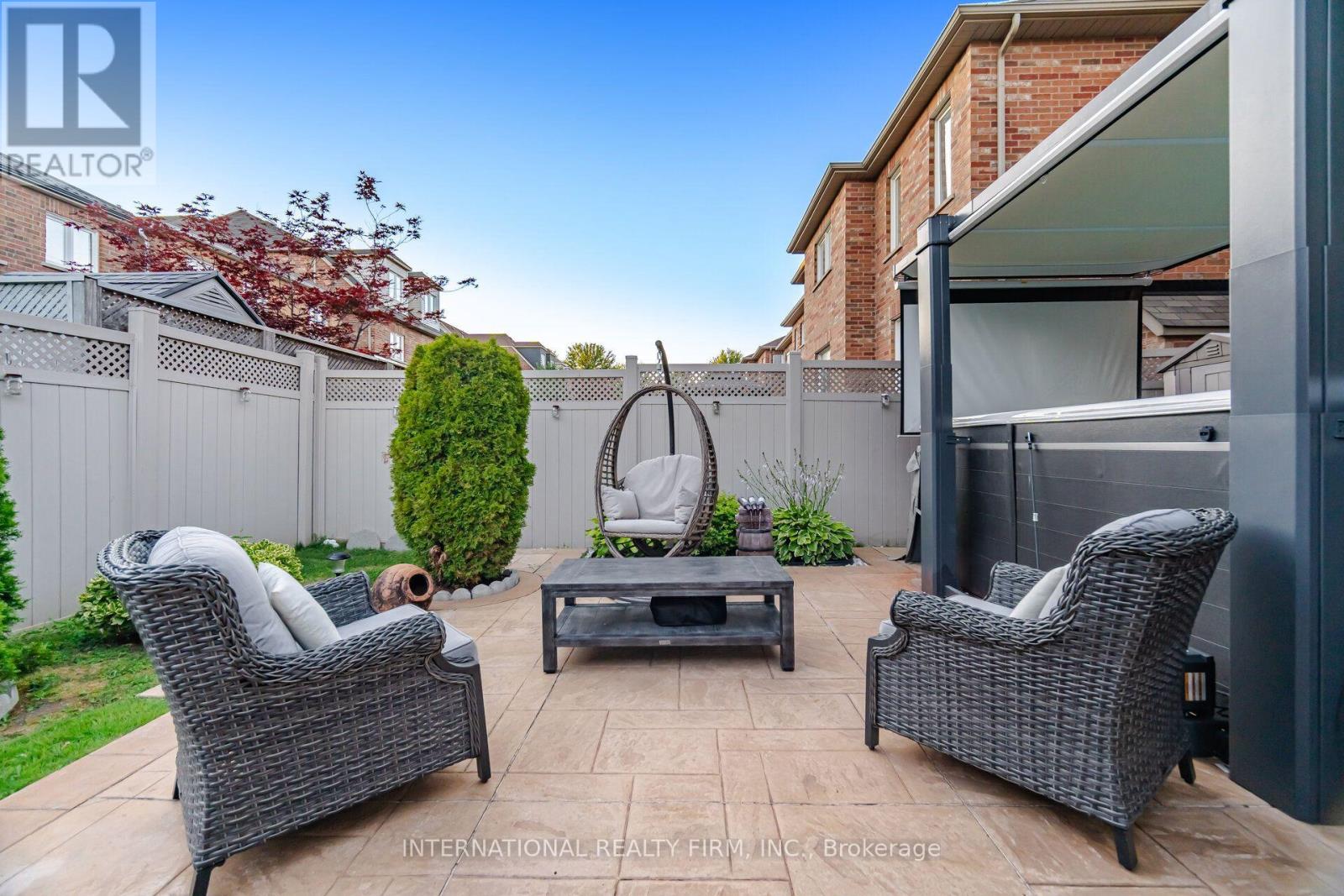 84 FRED YOUNG DRIVE - 46