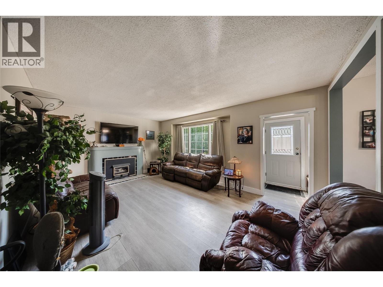 1683 Bailey Street - 16