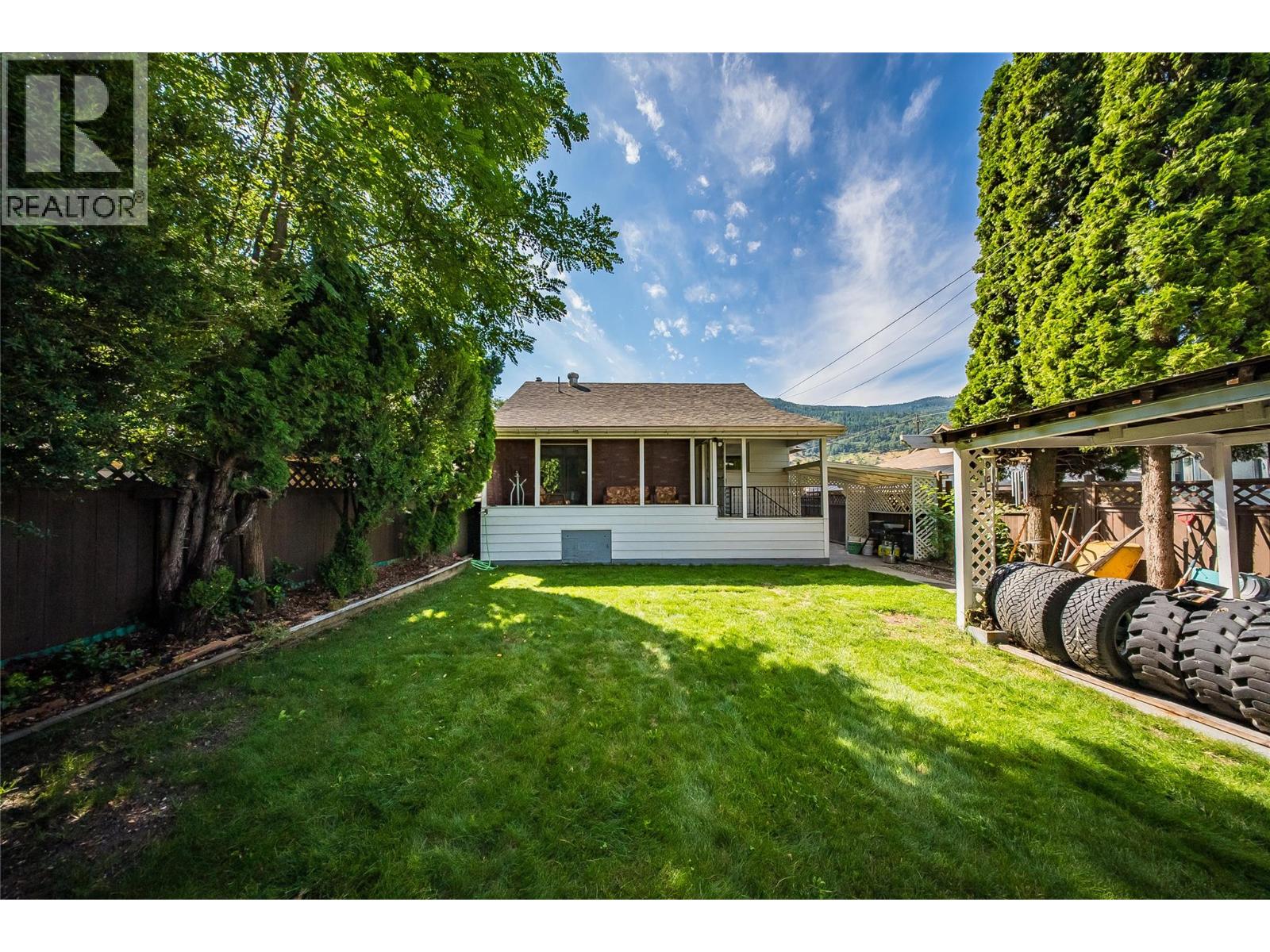1683 Bailey Street - 3