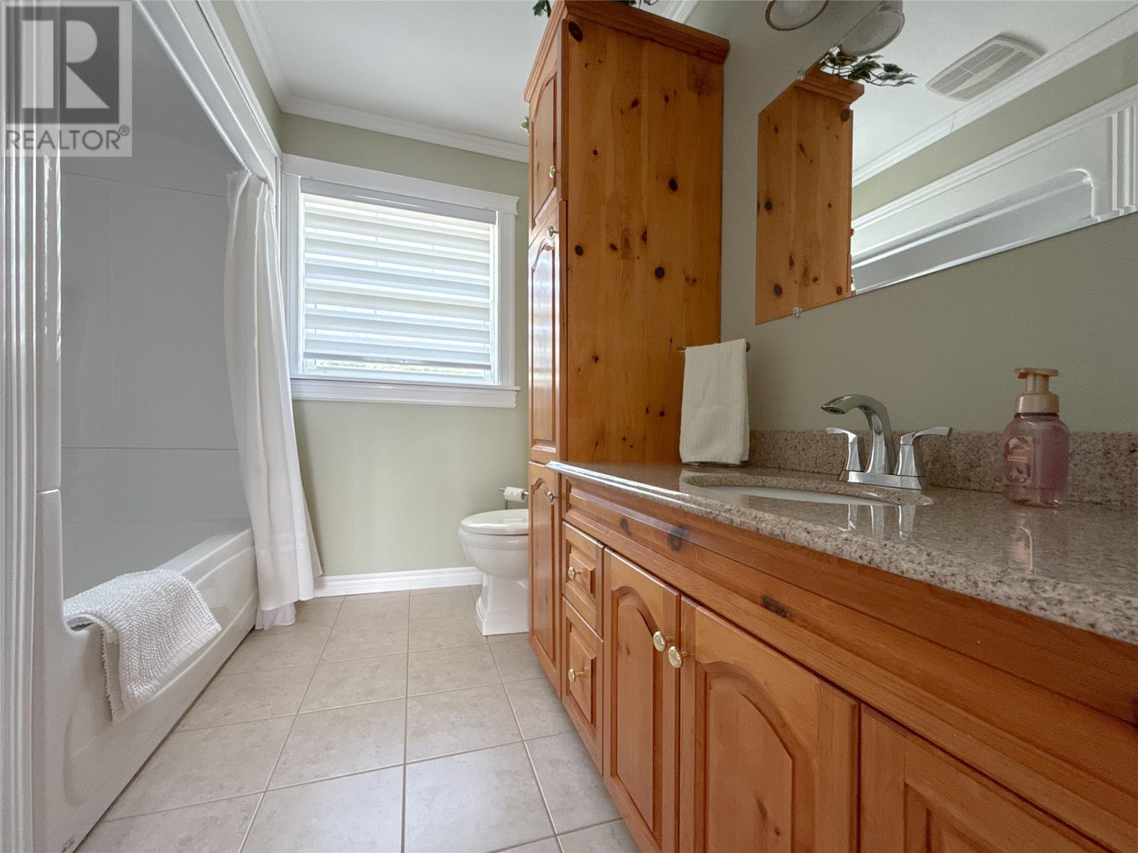 252 North Shore Highway - Image 30