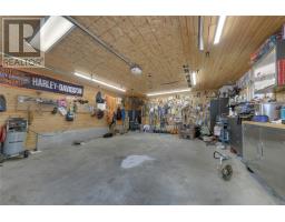 252 North Shore Highway thumbnail 43