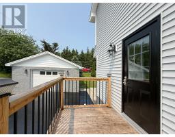 252 North Shore Highway thumbnail 9