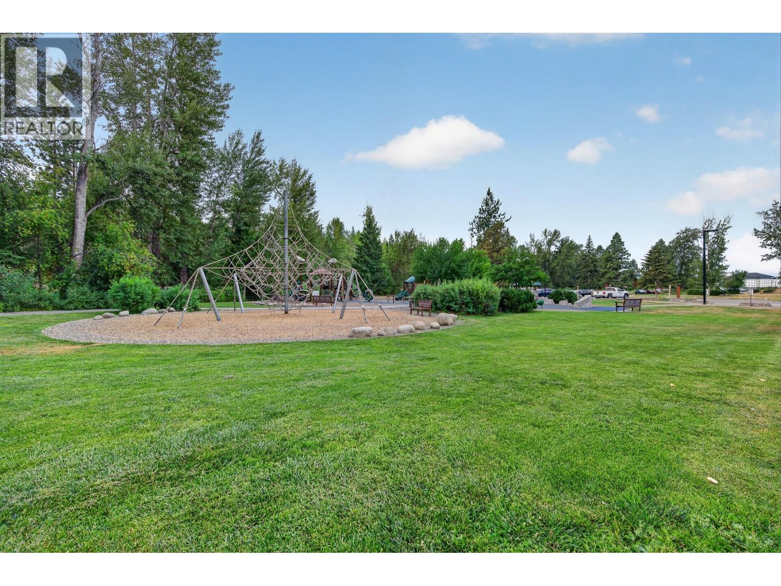 #105 2300 Benvoulin Road - 48