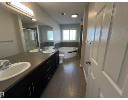 8 Meadowlink Cm, Spruce Grove, AB T7X0W1 Photo 36