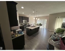 8 Meadowlink Cm, Spruce Grove, AB T7X0W1 Photo 11