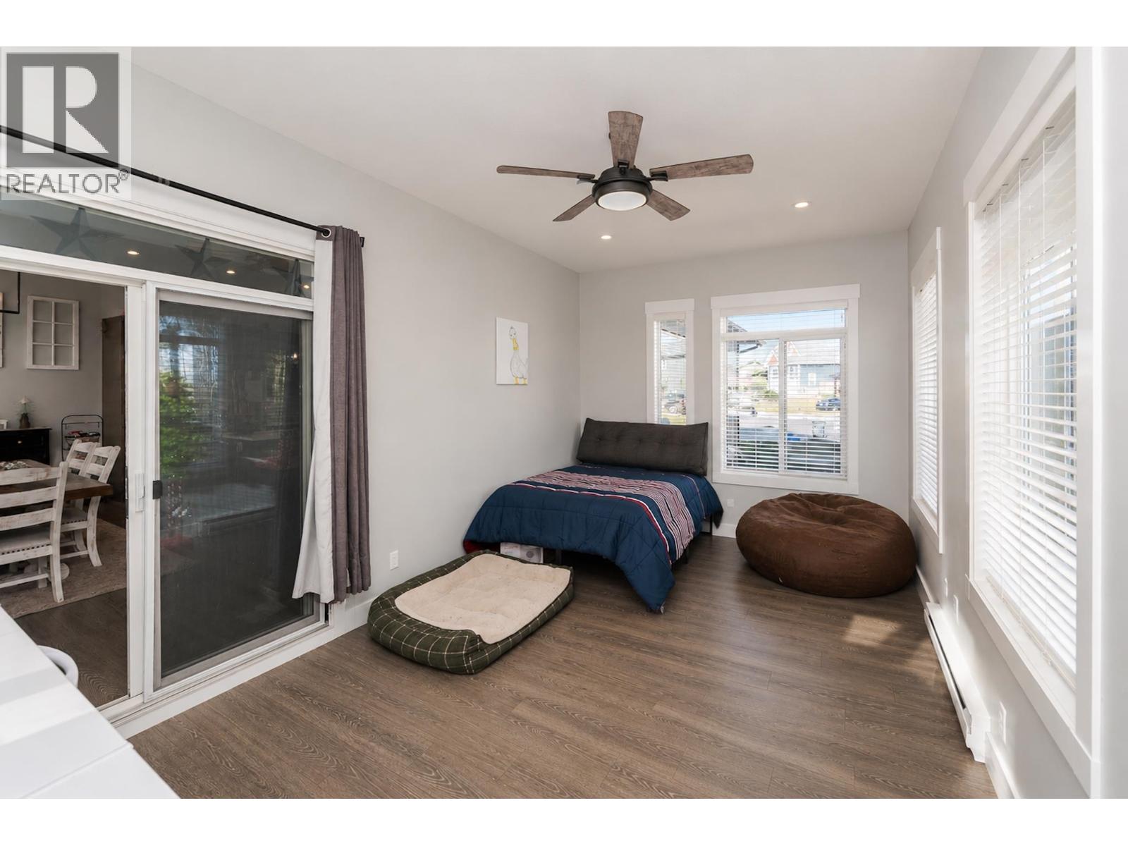 1134 MONARCH COURT - 10