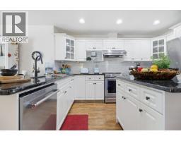 23711 106 Avenue, Maple Ridge, BC V2W1B4 Photo 16
