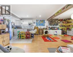 23711 106 Avenue, Maple Ridge, BC V2W1B4 Photo 11