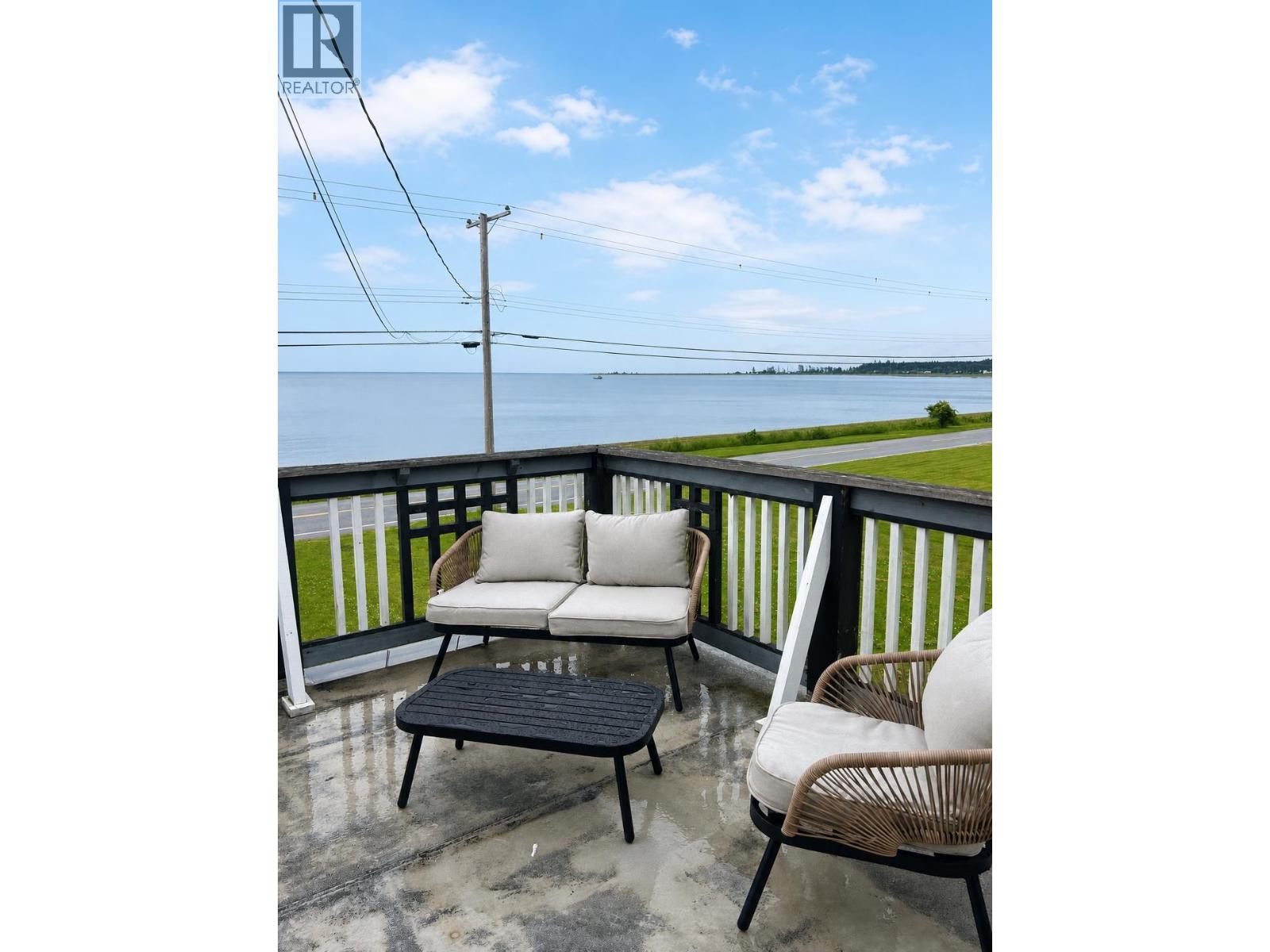 525 BEACH ROAD - 1
