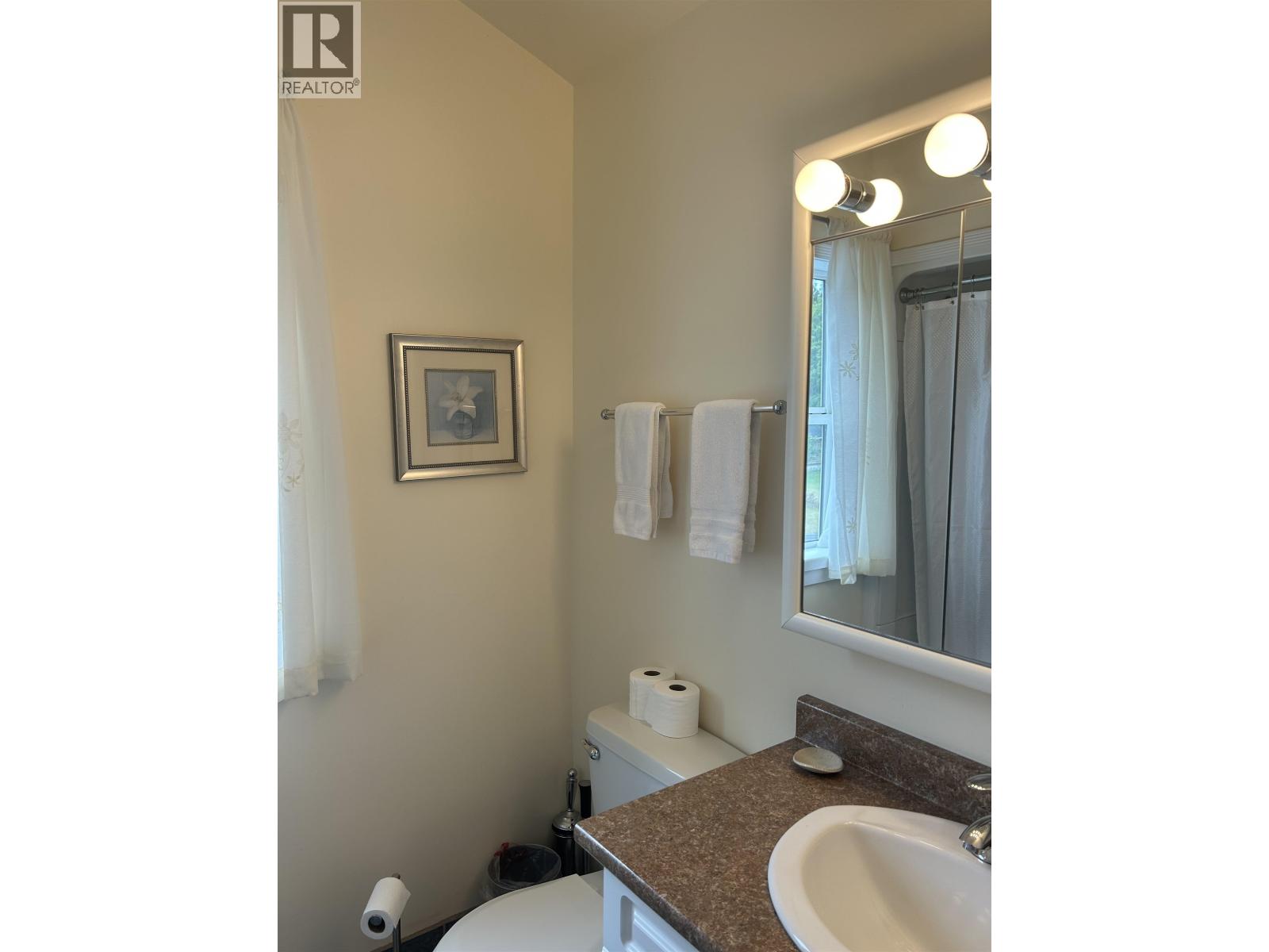 525 BEACH ROAD - 8