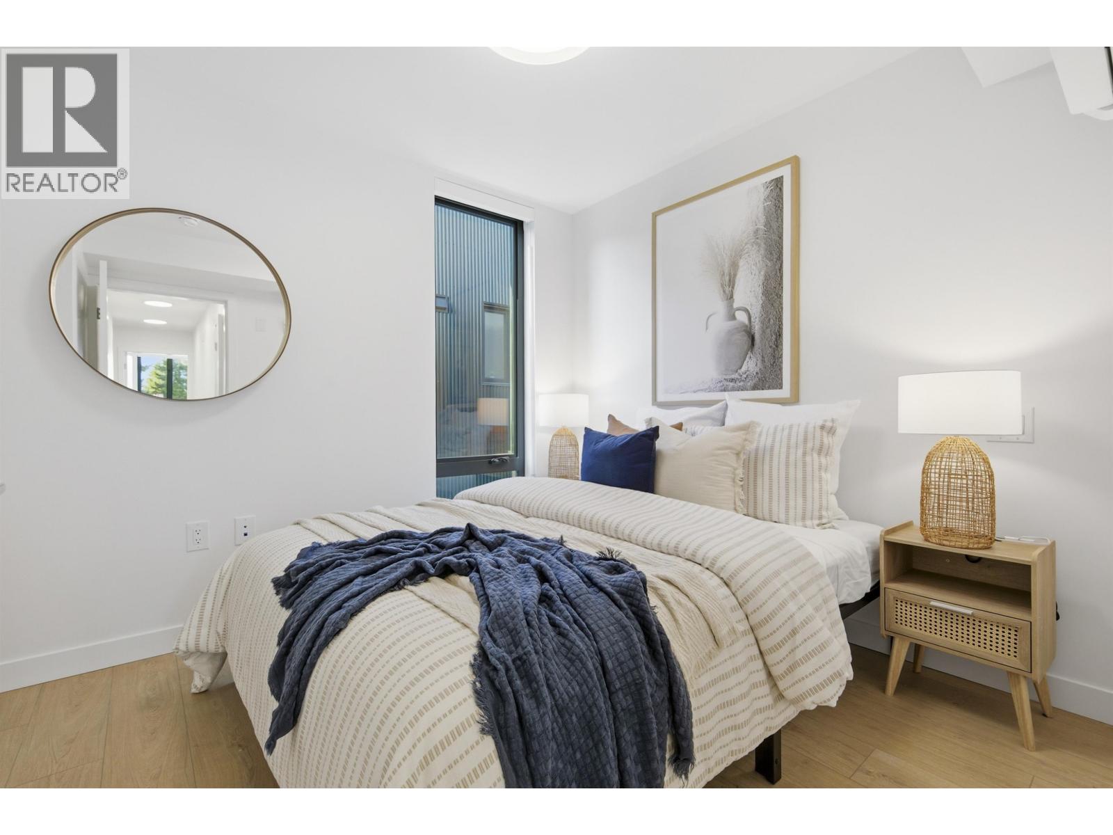 2408 E 12TH AVENUE, Vancouver