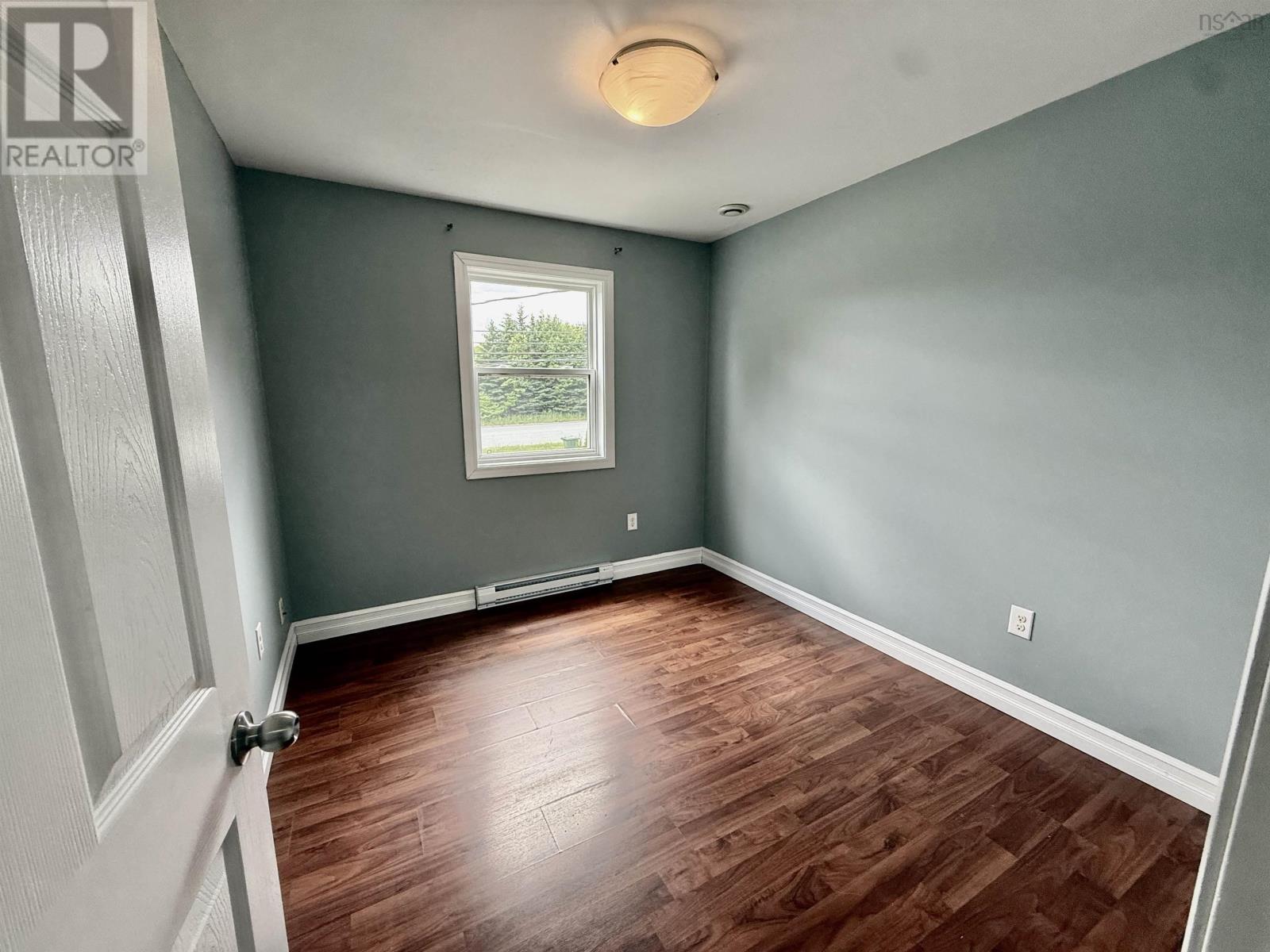 711 Pleasant Street - 20