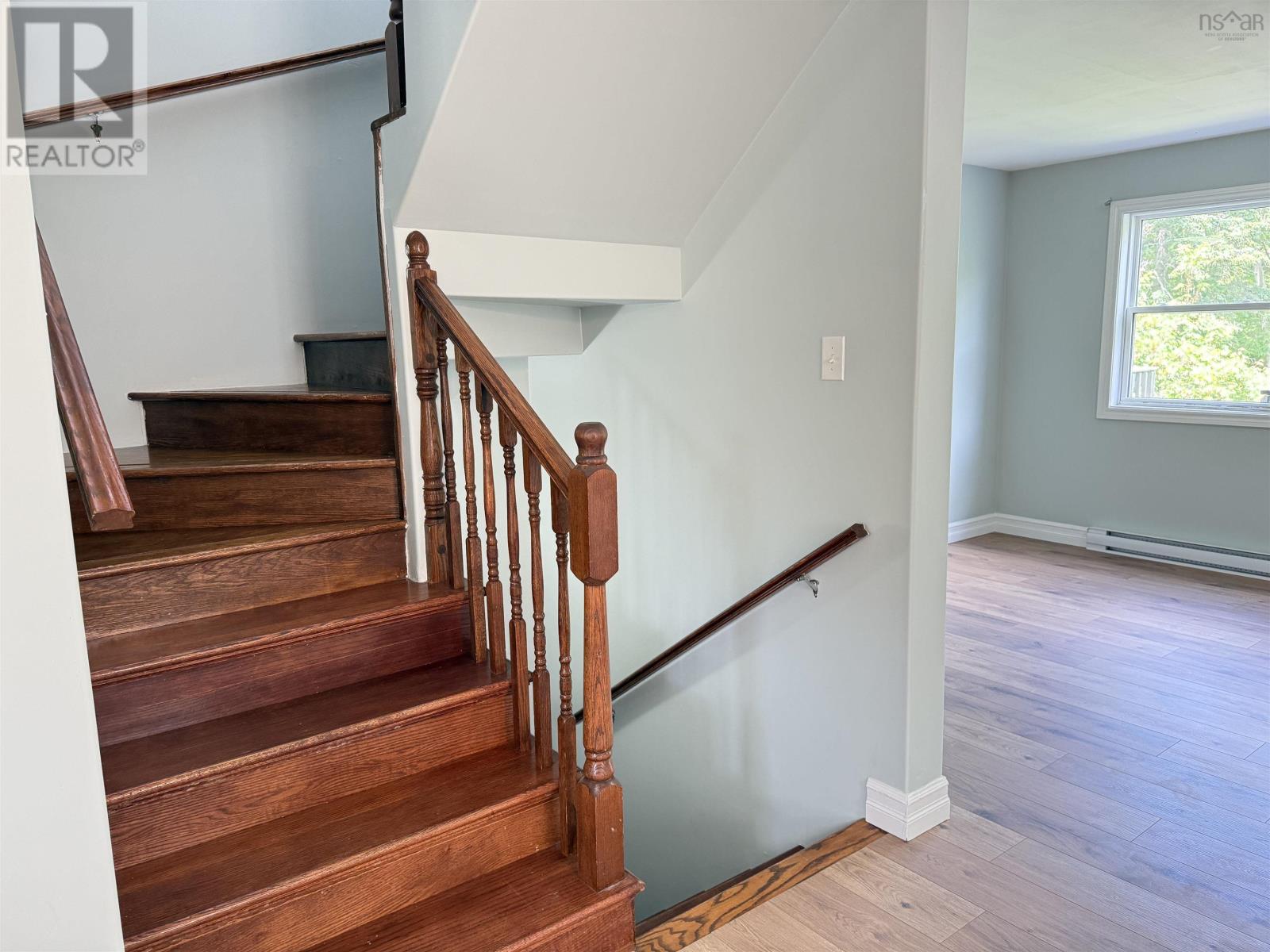 711 Pleasant Street - 13