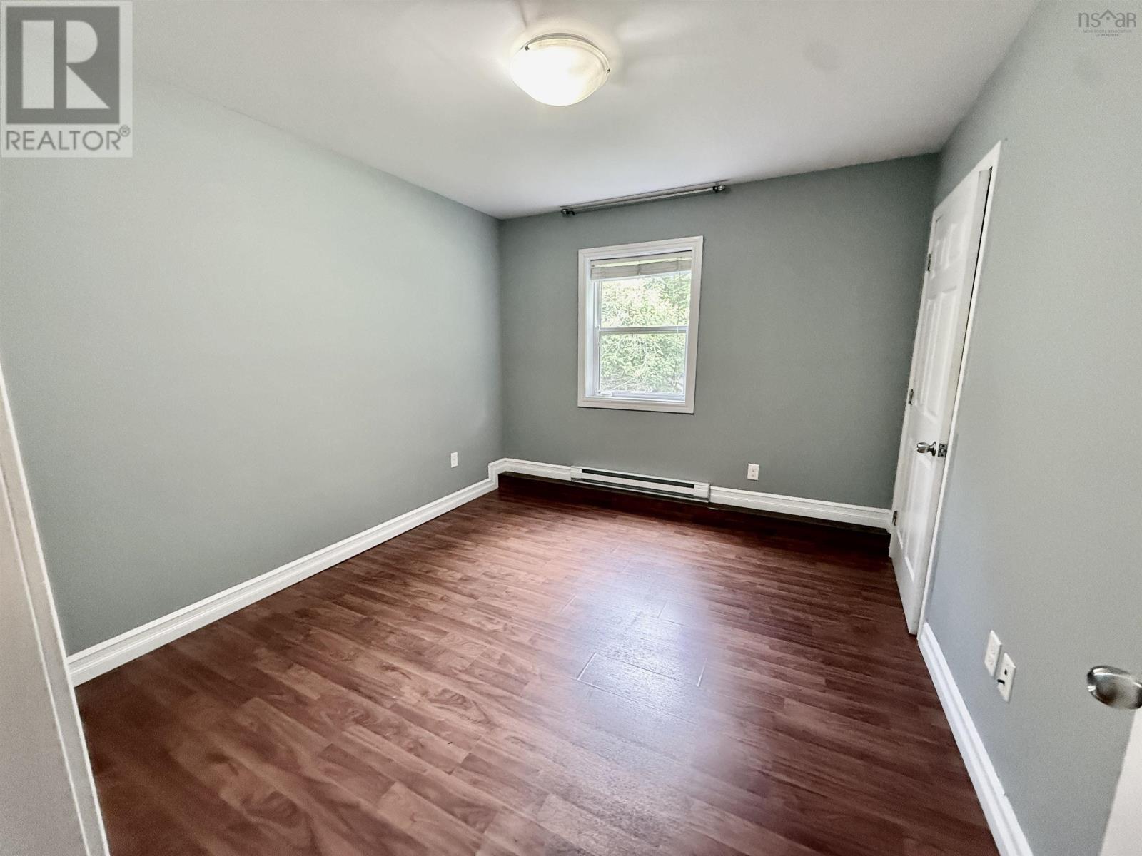 711 Pleasant Street - 23