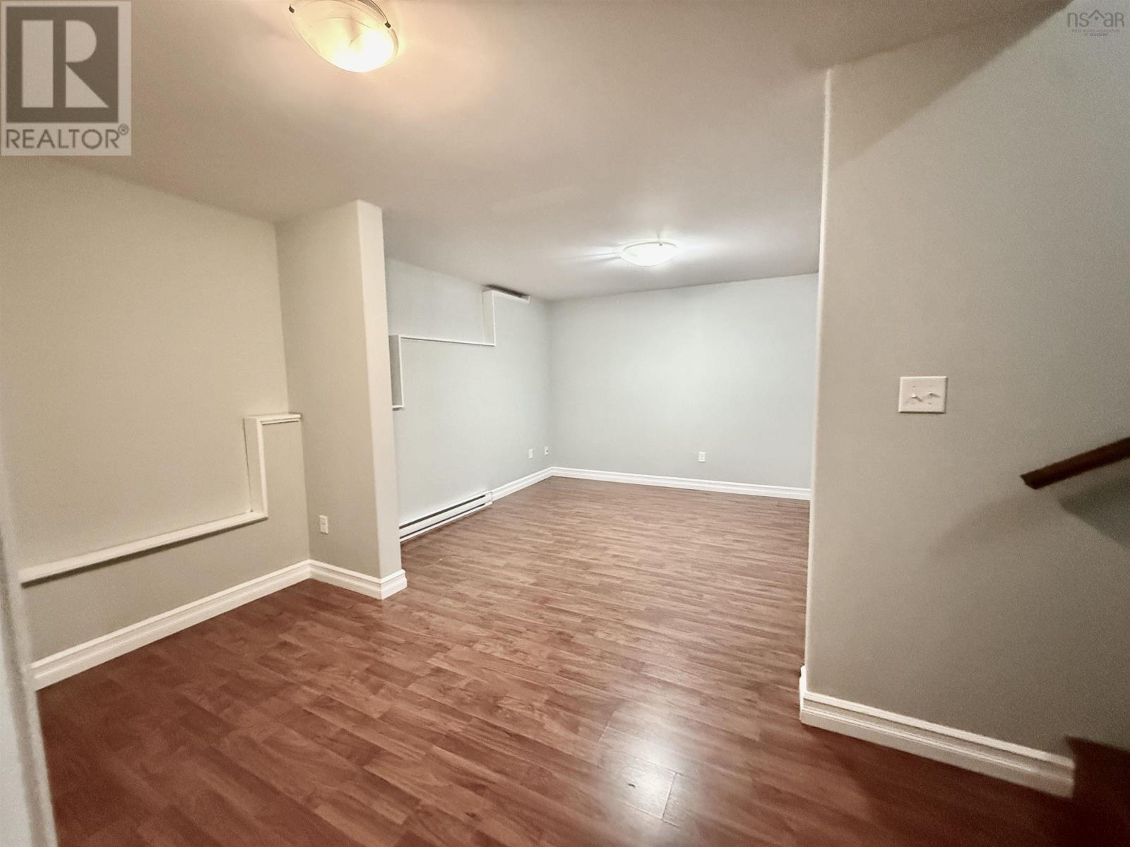 711 Pleasant Street - 26