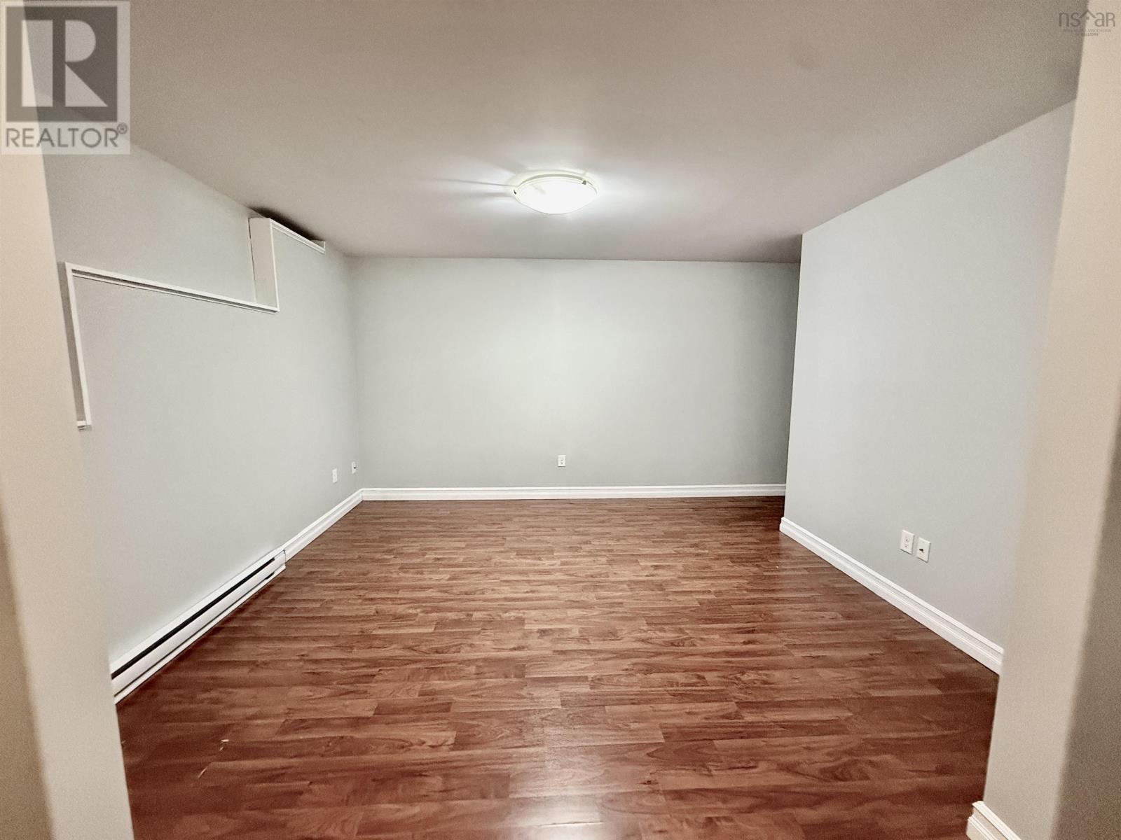 711 Pleasant Street - 27