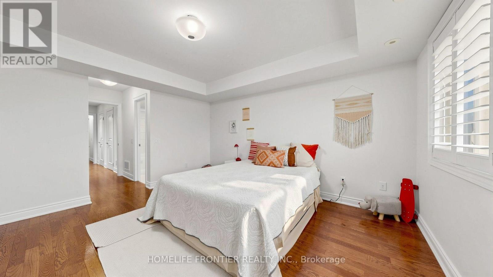 30 CLAIRTRELL ROAD - 18