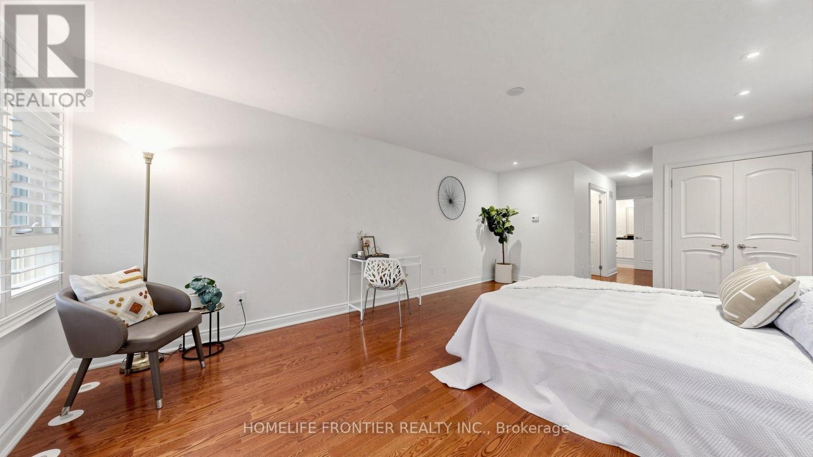 30 CLAIRTRELL ROAD - 22