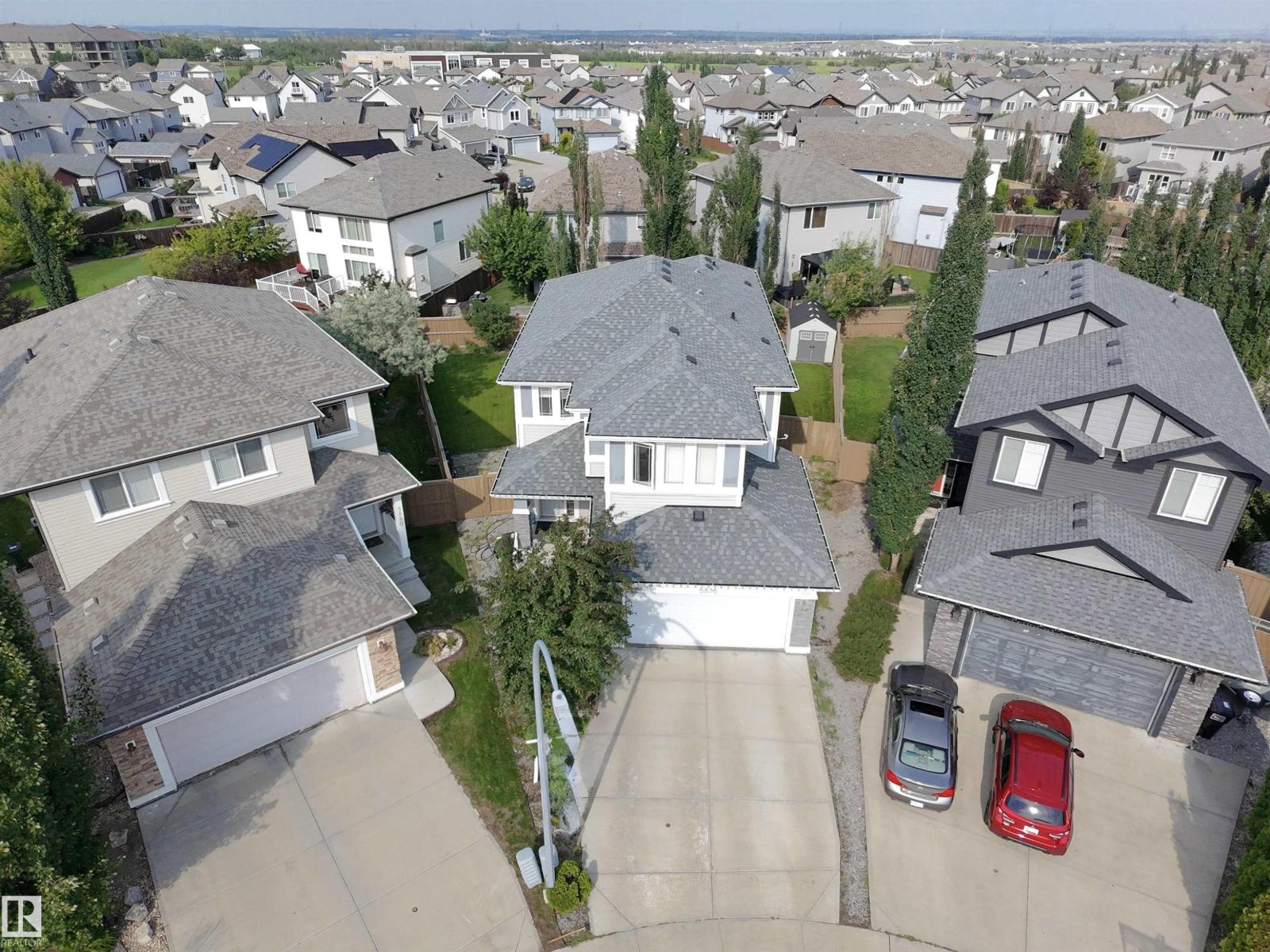 5876 168 AV NW - 33