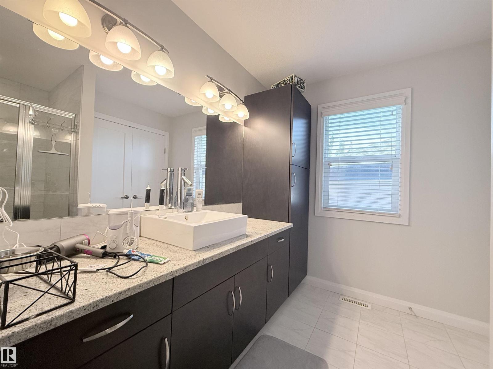 5876 168 AV NW - 28
