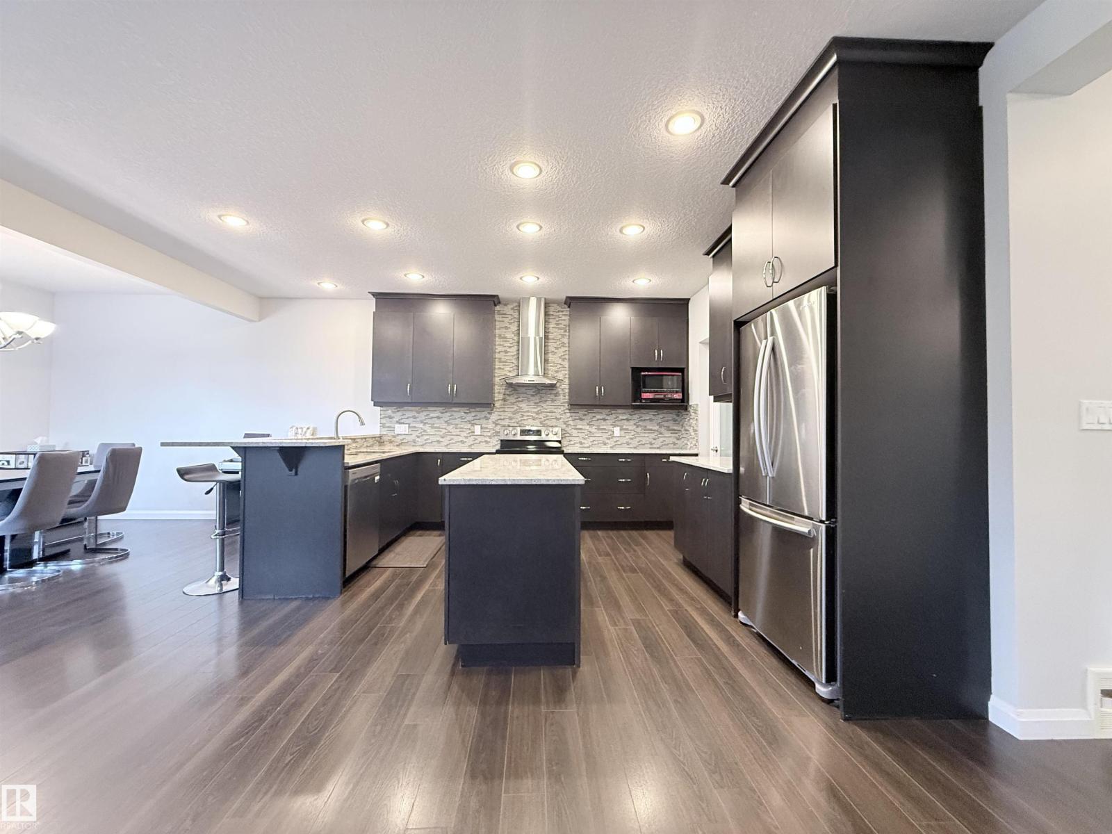5876 168 AV NW - 12