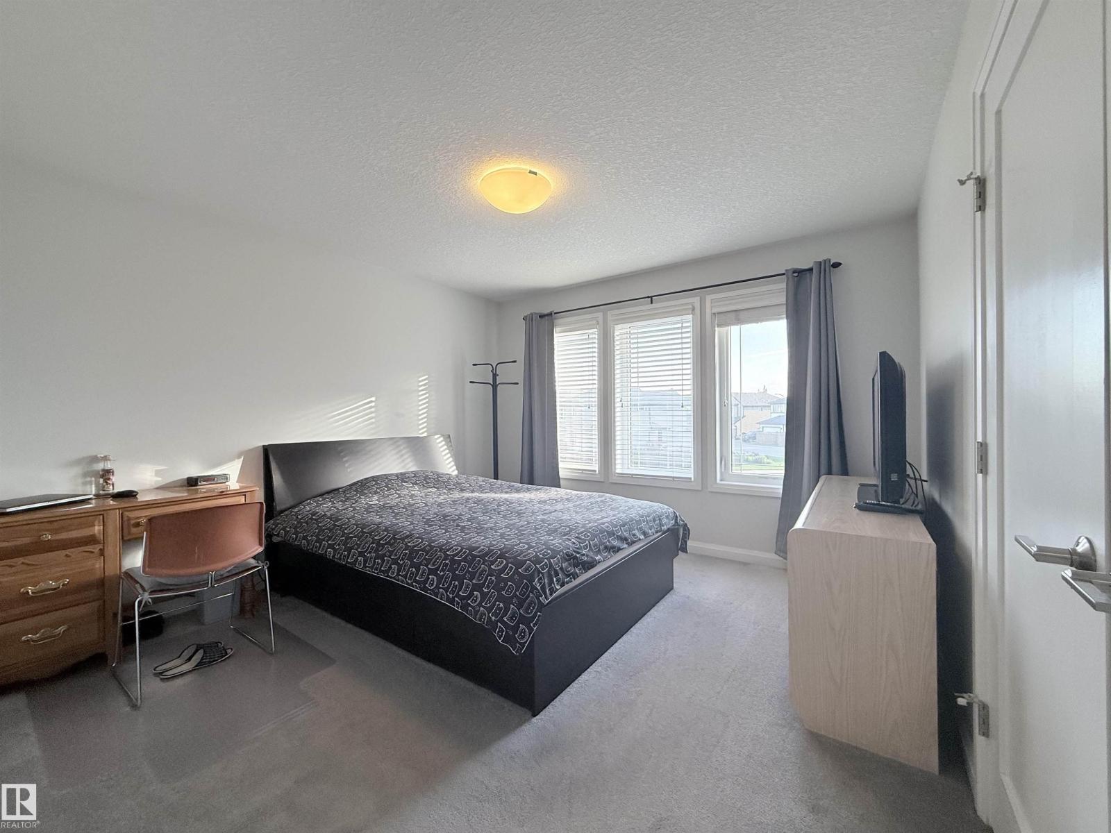 5876 168 AV NW - 16