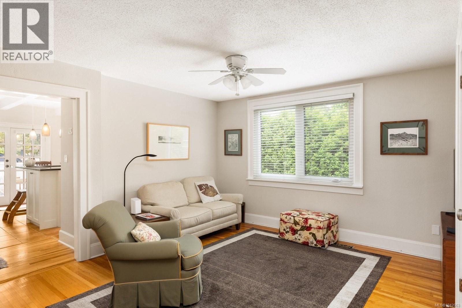1036 Deal St - 27